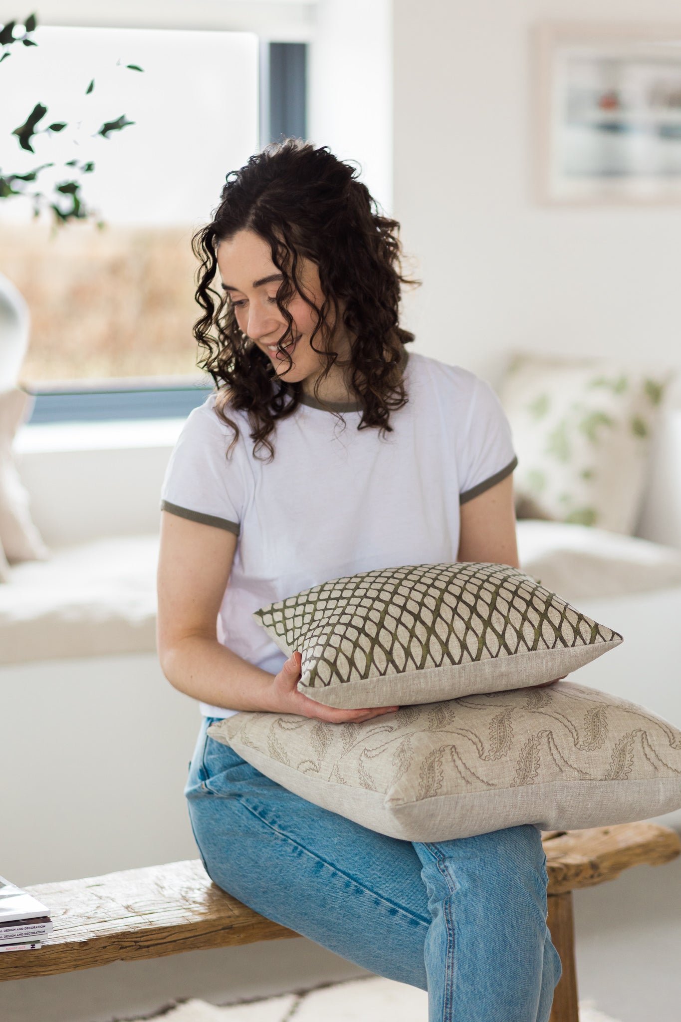 LinenFabric_Interiors_Sustainable_Biophilic_LuxuryFabrics_Cushions_EleanorFausing